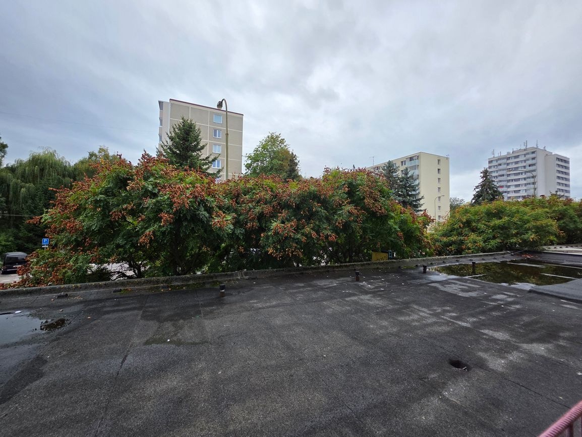 zariadený 2 izbový byt, 59 m2 + balkón, Nová Dubnica - SNP. - 8