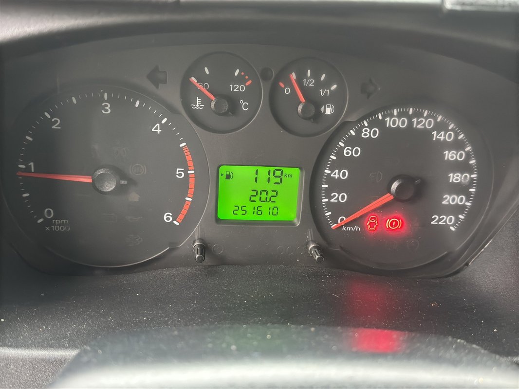 Ford Transit Kombi T 300 SWB MR 2.2 TDCi 140k Trend - 8