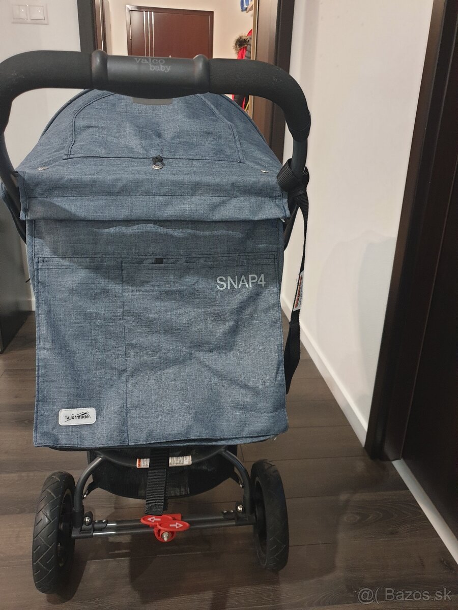 Športový kočár Valco Snap 4 - 8
