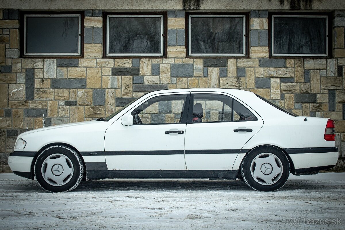 MERCEDES BENZ C180 90kW ESPRIT 1997 - 8