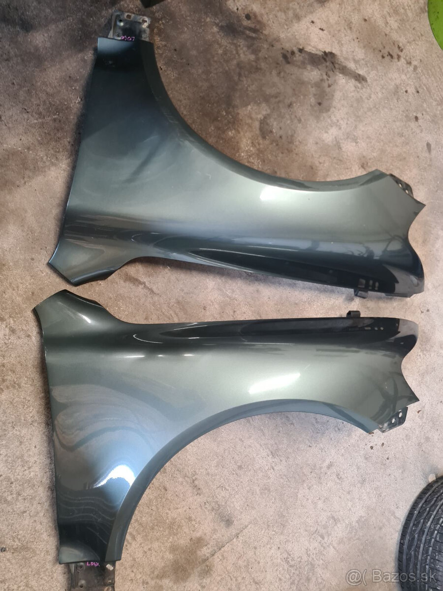 Blatník VW Touareg 7l - 8