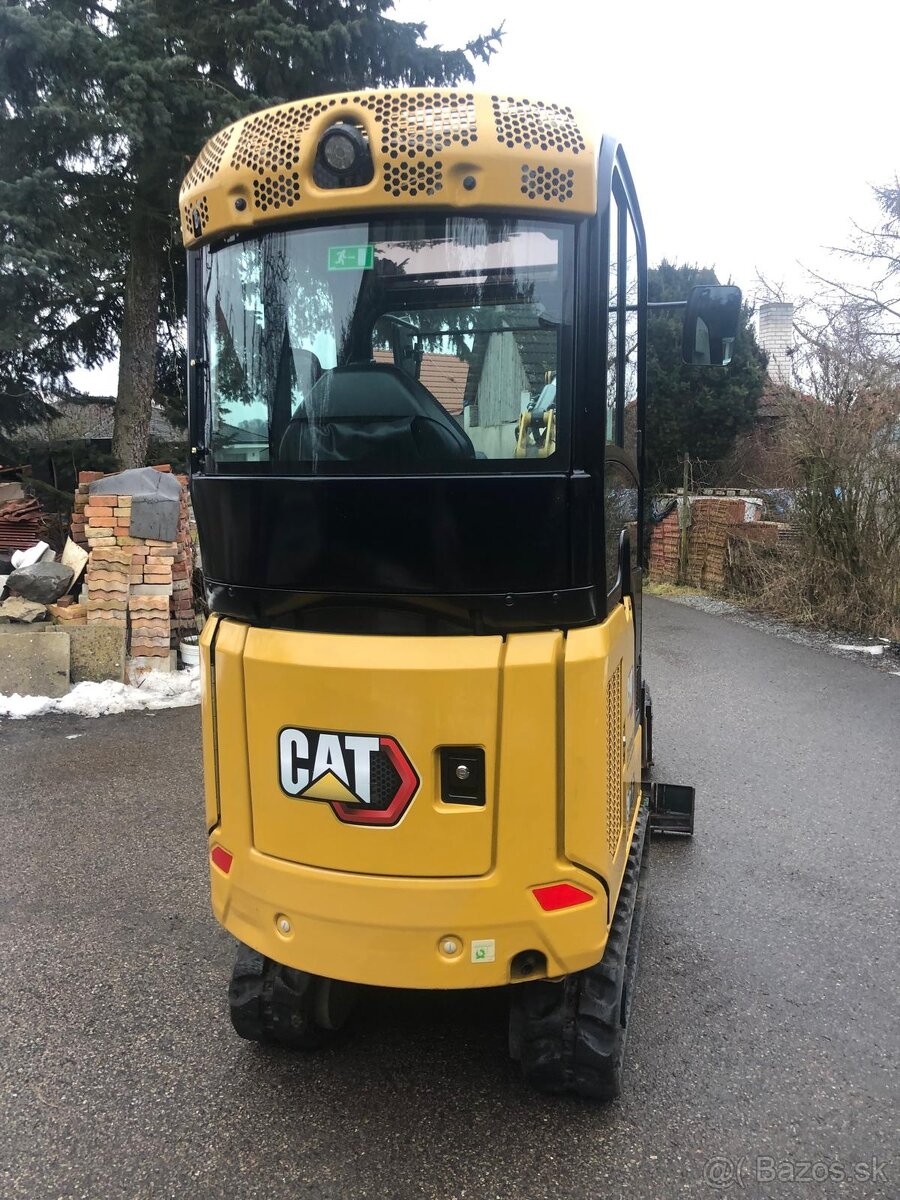 Caterpillar CAT 301.6 - 8