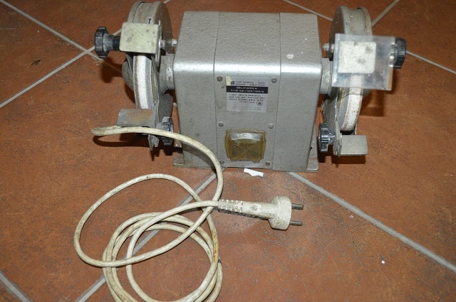 predam kvalitnu dvojkotucovu brusku - 8