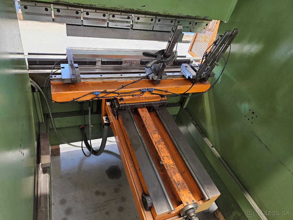 Ohraňovací lis Weinbrenner EGP 80/1200 - 8