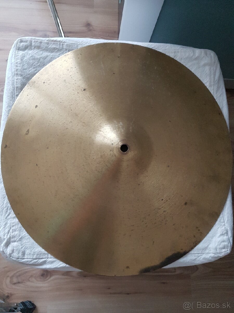 Hudobne nastroje - 8