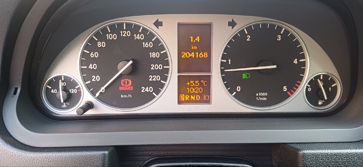 Mercedes-Benz B trieda - 8