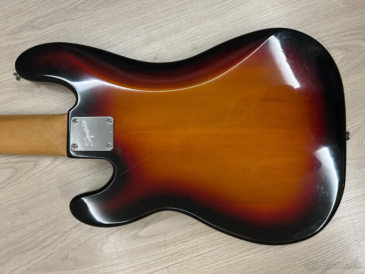 Basa Squier Precision Bass - 8