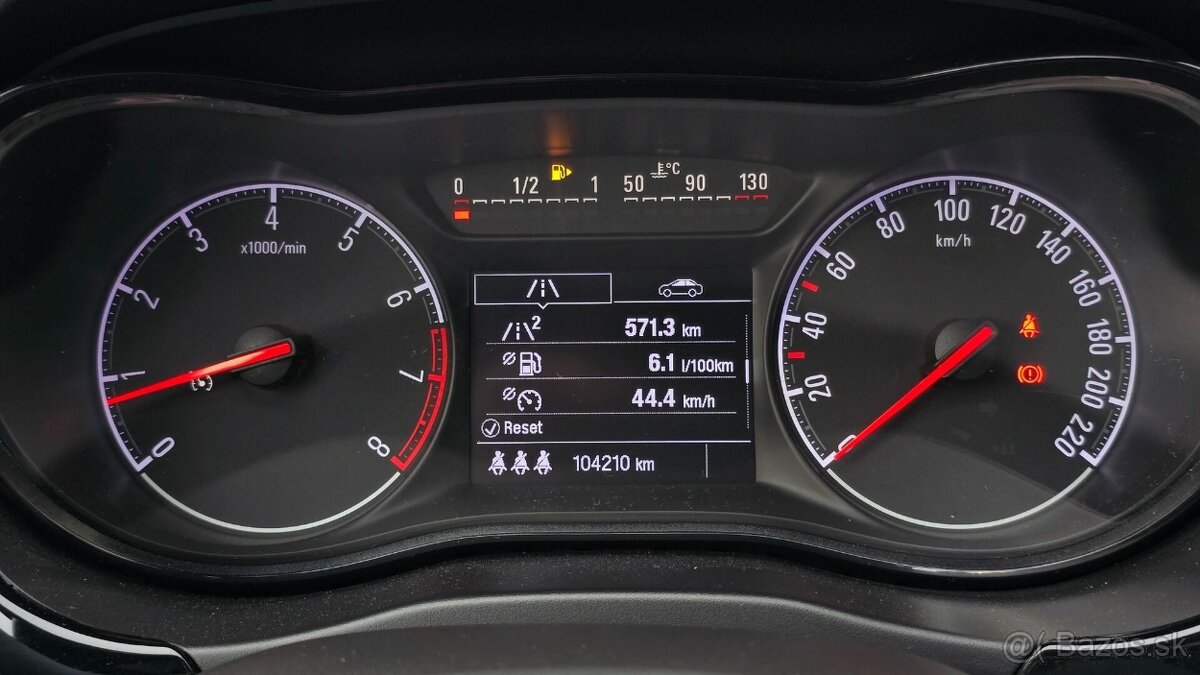 Opel Corsa 1.4 16V Cosmo - 8