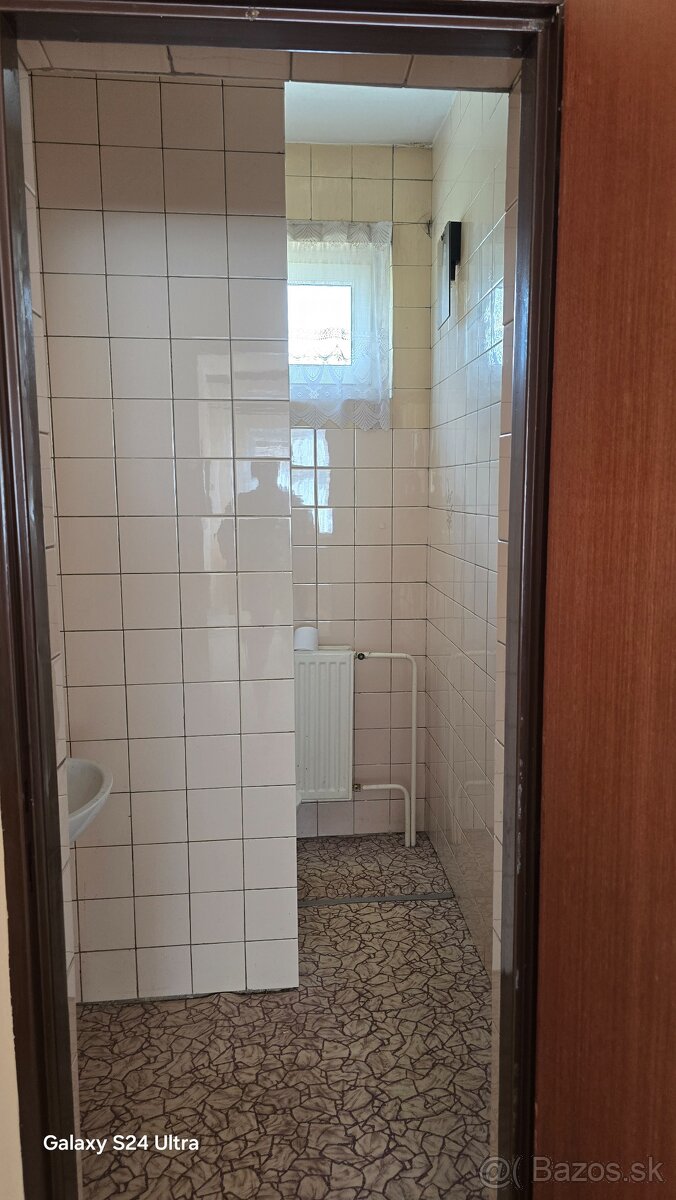 Dom v obci Mýtna Nová Ves - 8