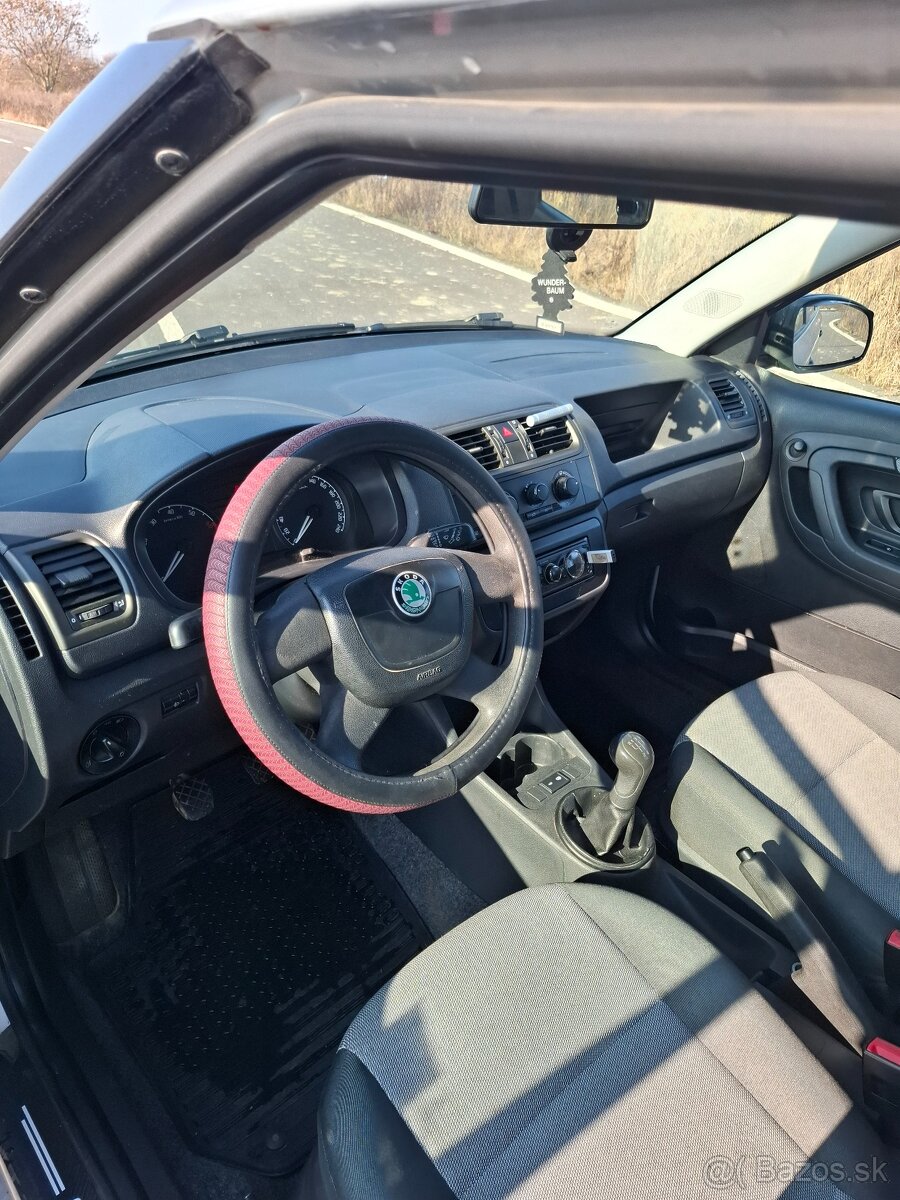 Škoda Fabia 2 (rok 2010) - 8