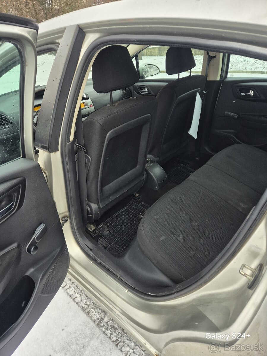 Citroen C4 1.6 16V 2007 - 8