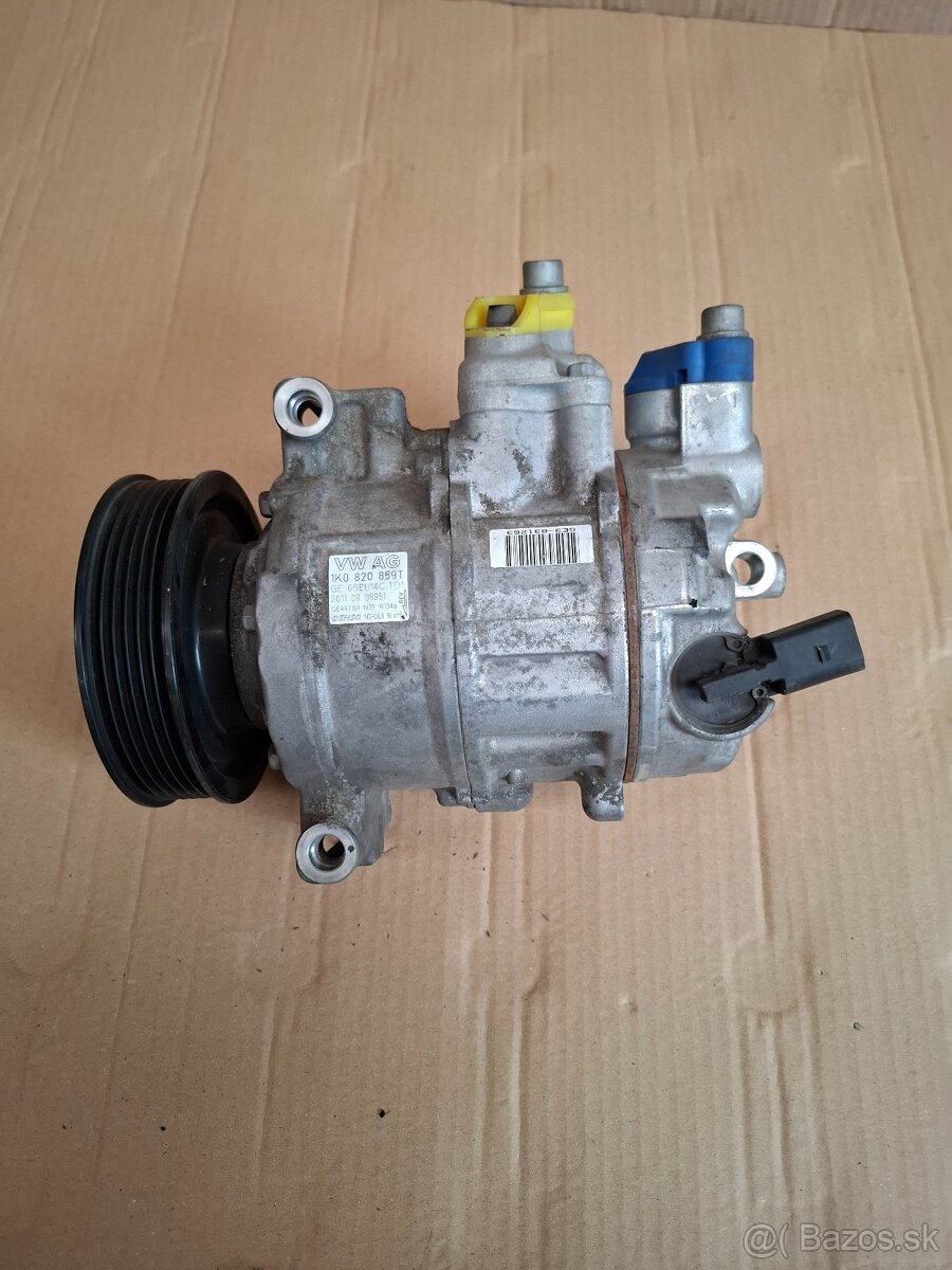 ŠKODA OCTAVIA 2 sedan zadný naraznik a kompresor klimatizáci - 8