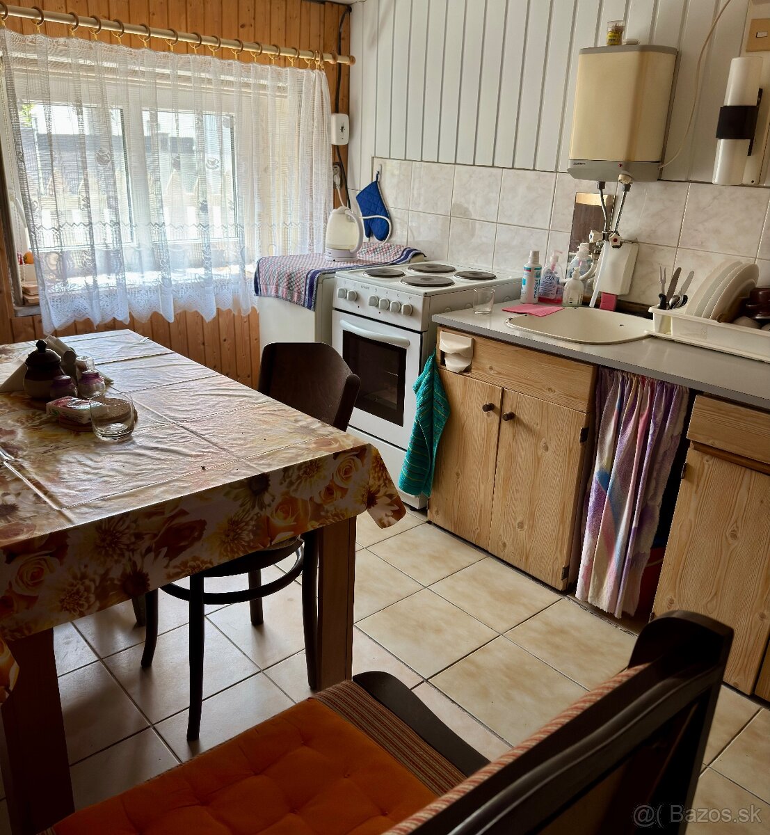 Predám dom v krásnej obci Východná - 8