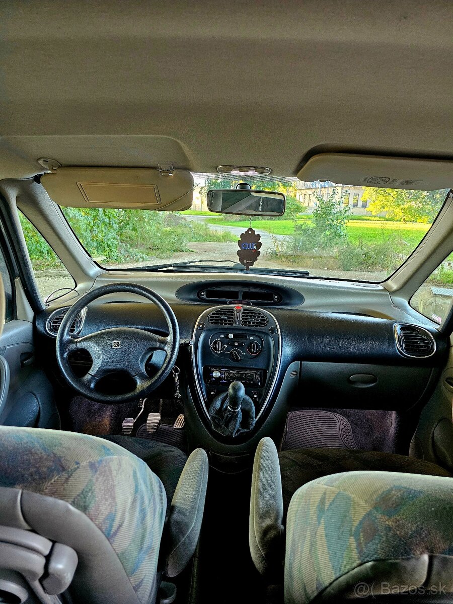 Citroen Xara Picasso 1.8 benzín 85 kw 2003 - 8