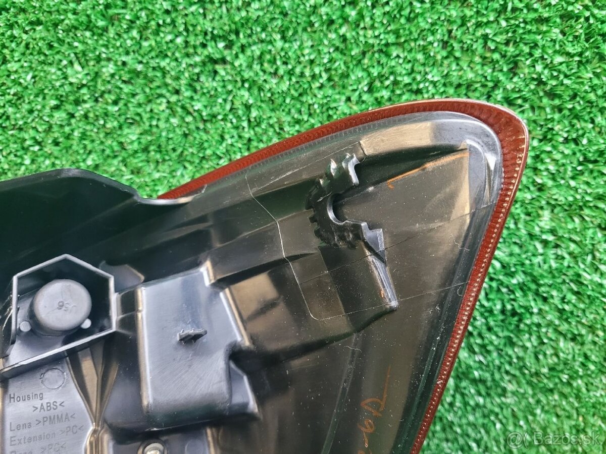 SUZUKI SX4 S-Cross II lavé zadné LED svetlo - 8