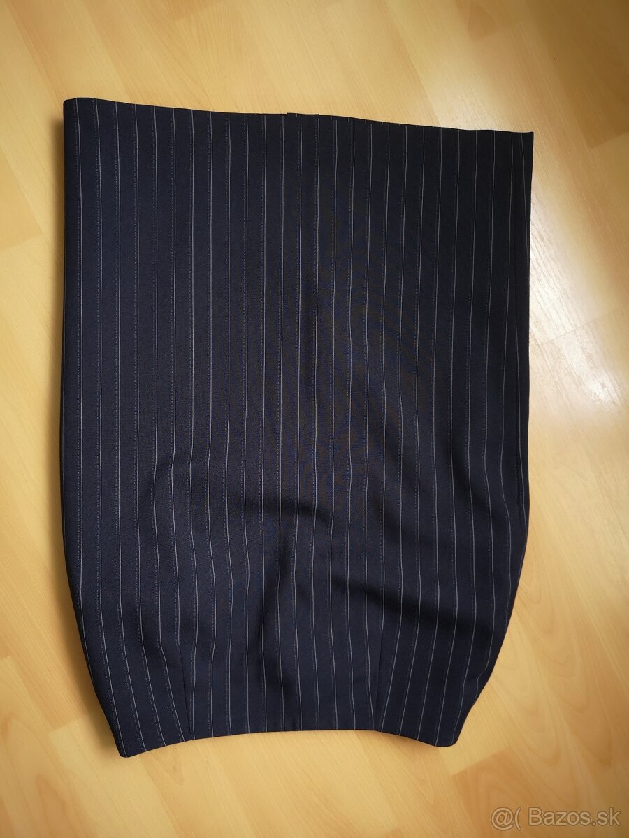 Tmavomodrá sukňa - 8