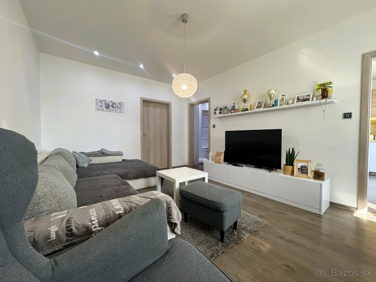 Veľmi pekný 4-izbový byt v Holíči, okr. Skalica - 8