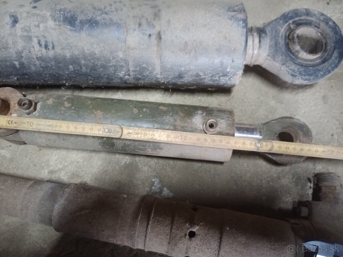 Predám hydraulické valce - 8