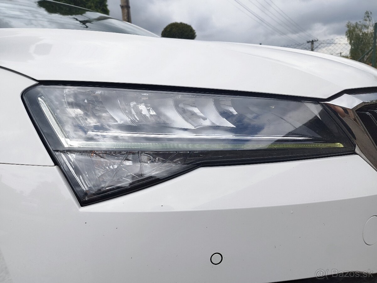 Škoda Superb Combi Lift.2.0 TDI 110KW DSG 2022 - 8