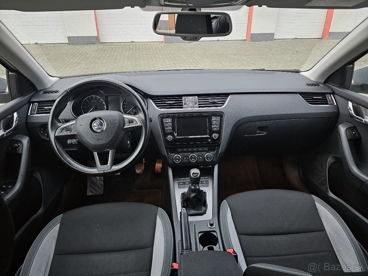 Škoda Octavia Combi 1.6 TDI M6 4x4 Ambition DVD ACC Ťažné - 8