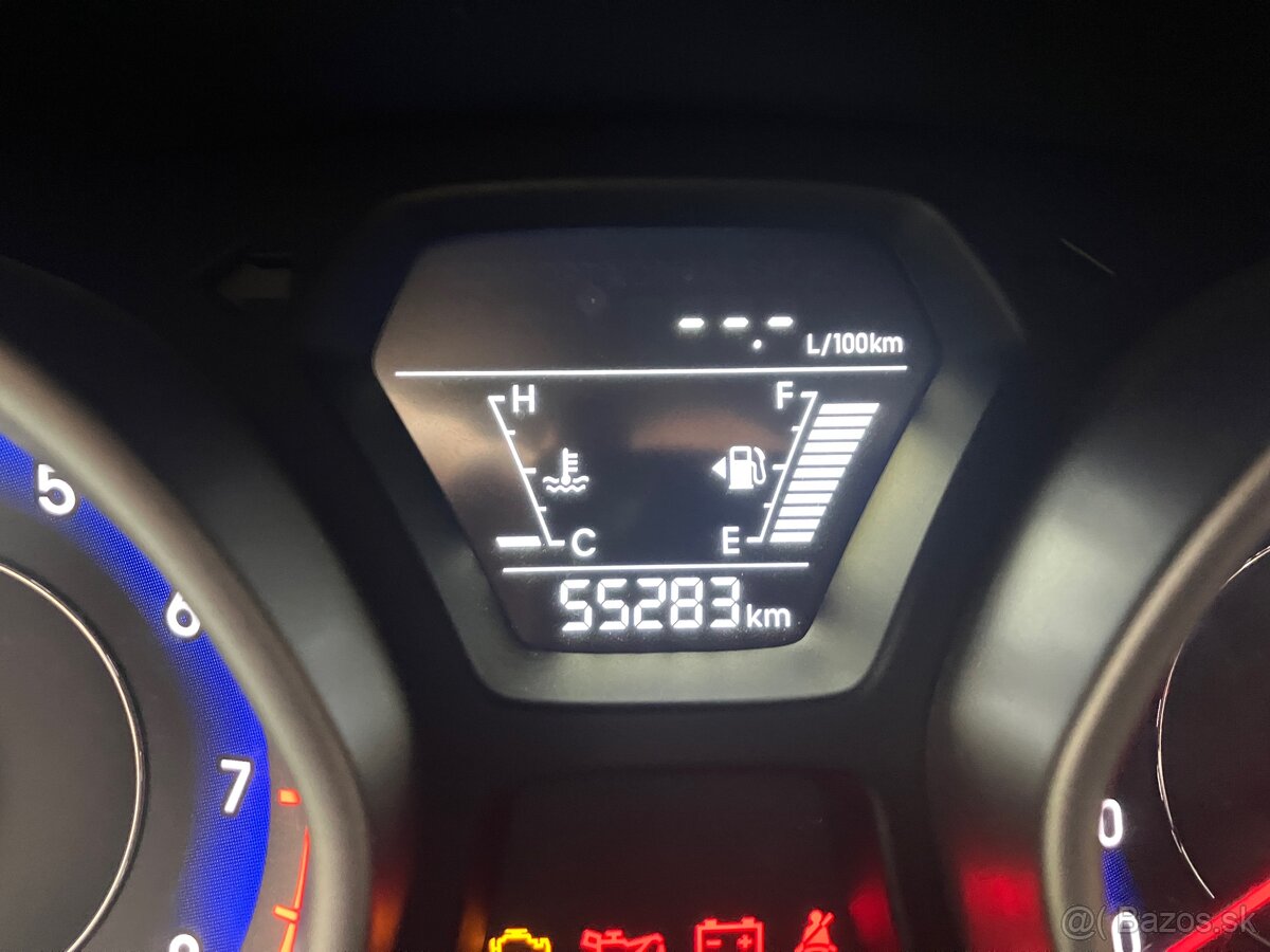 Hyundai kupený v SR, len 55 300km, Top stav. - 8
