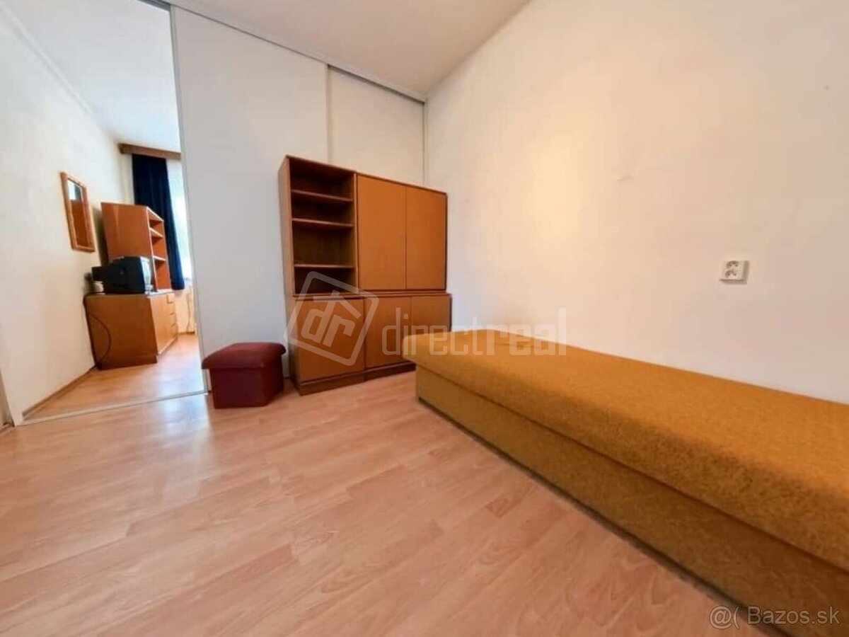 Predaj rodinného domu v Nitre, s pekným pozemkom - 8