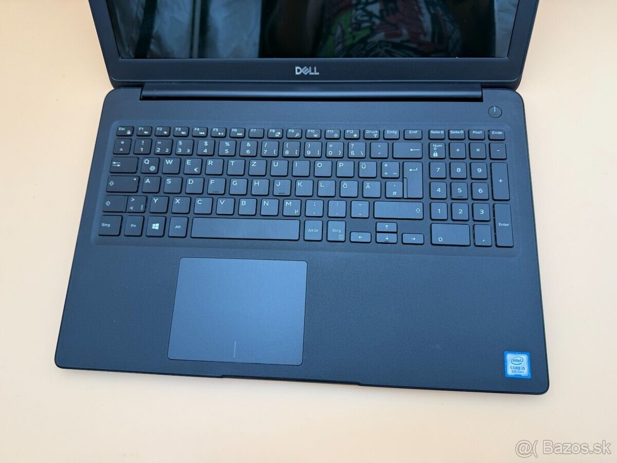 Notebook Dell Vostro 3500 i5-8265U / 8GB RAM / 256GB SSD - 8