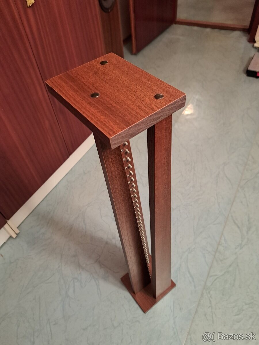 Reprobedne, reproduktory, 2 ks a Stojan na CD, kazety - 8