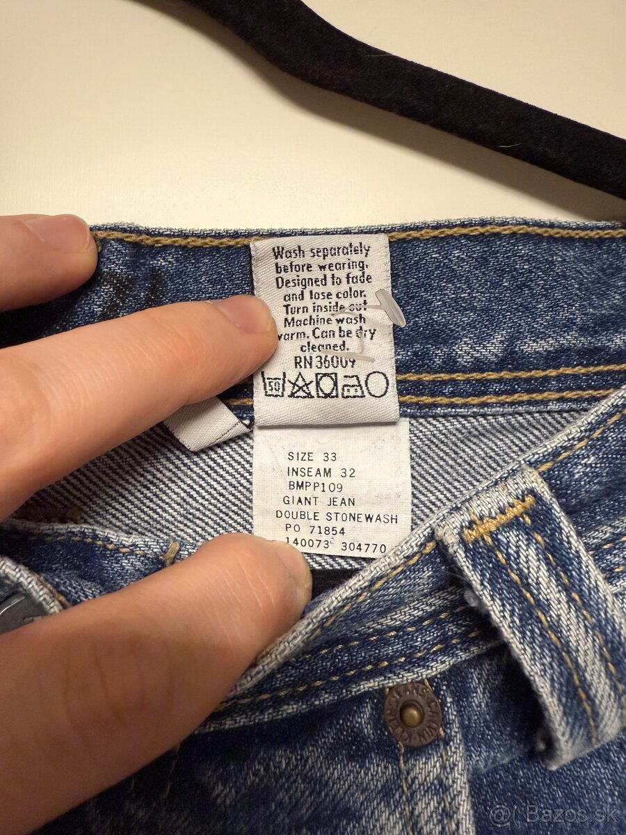 Calvin Klein - Giant Jeans - 8