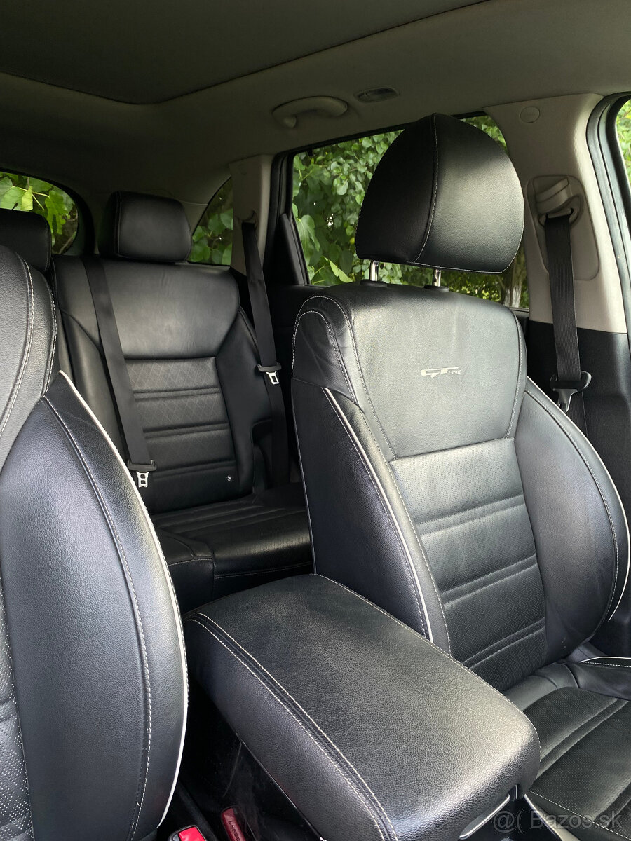 Predám Kia Sorento - 8