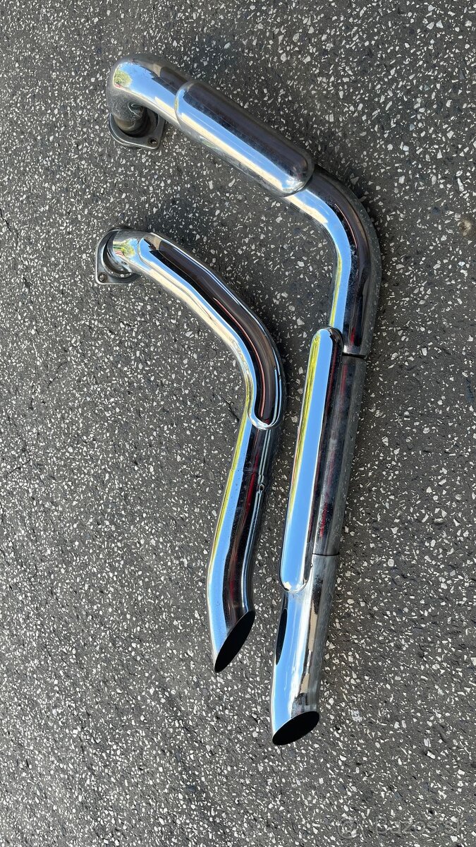 Yamaha XV1700 ROADSTAR - 8