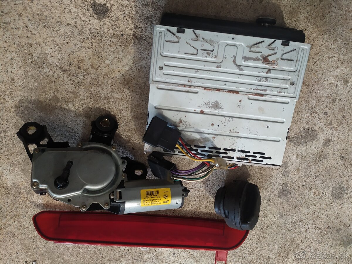 Rozpredám Octaviu 1 combi - 8