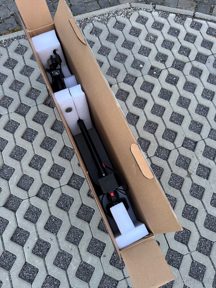 Elektrická kolobežka - 8