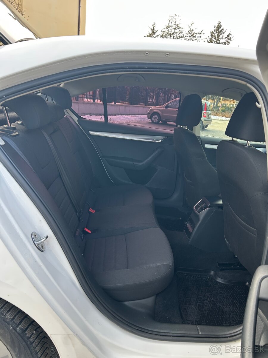 Škoda Octavia 3 1.6 TDI 77kw - 8