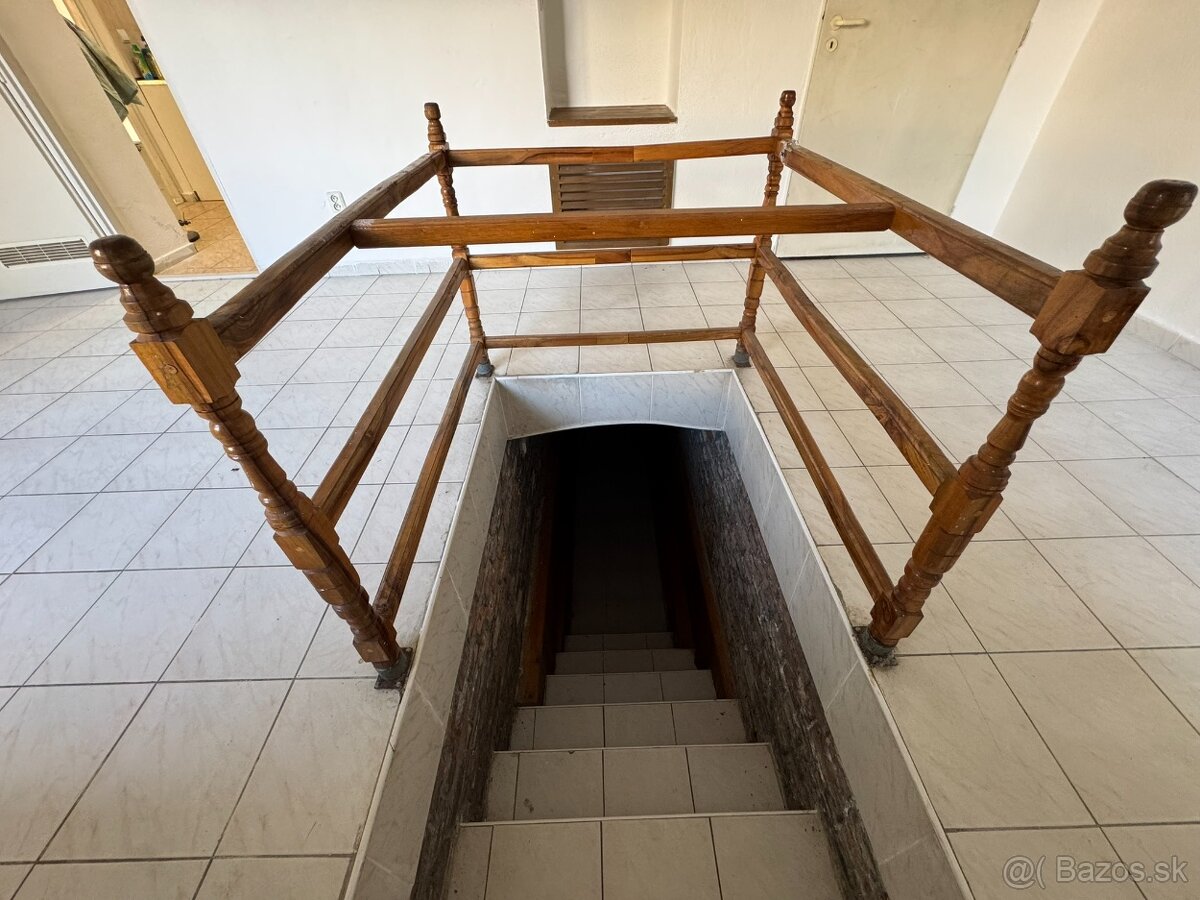 Mimoriadne zníženie ceny BÝVAJTE A PODNIKAJTE v centre Lučen - 8