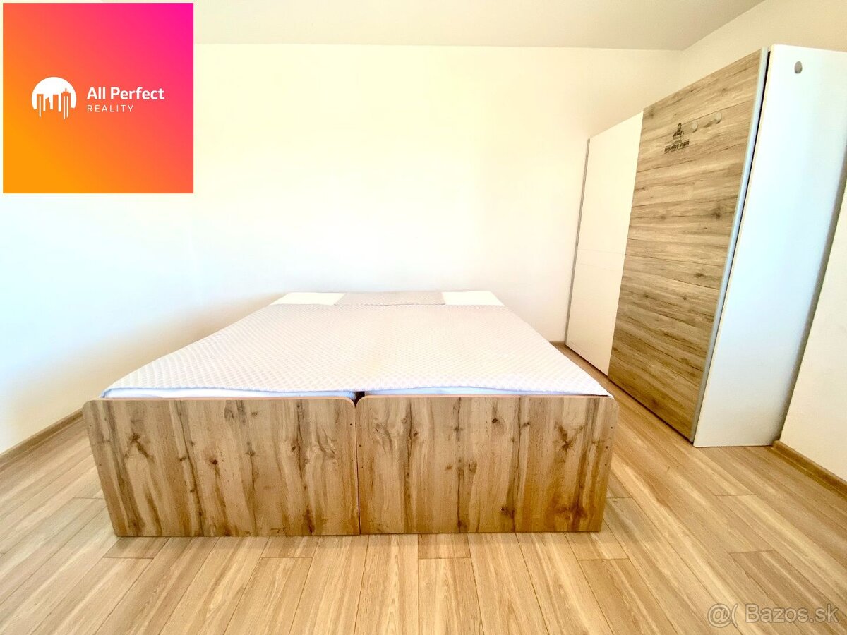 Priestranný zariadený 4-izbový byt s veľkou loggiou, balkóno - 8