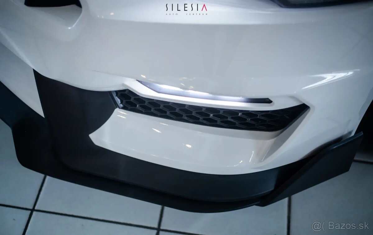 Ford Mustang 5.0 V8 GT - 8