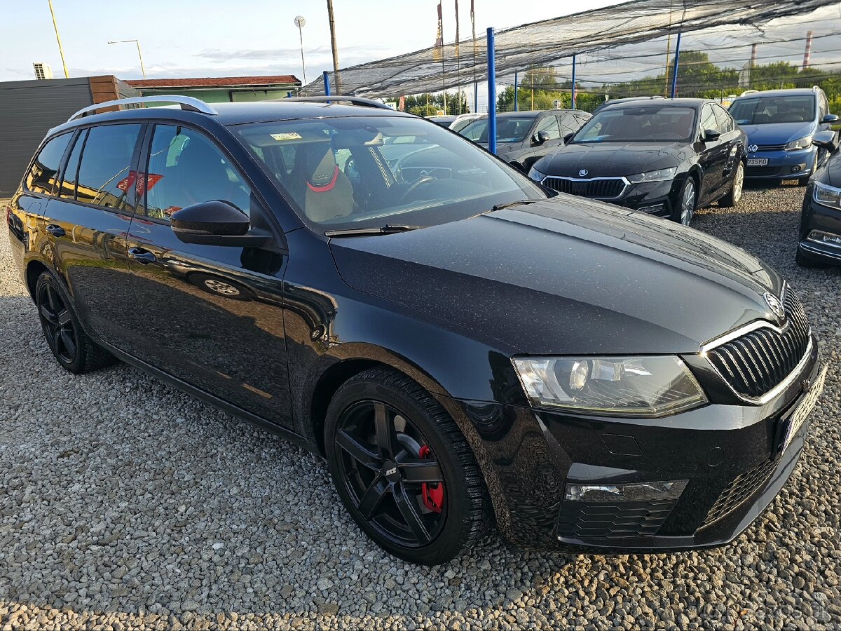 Škoda Octavia Combi 2.0 TDI DPF RS DSG - 8