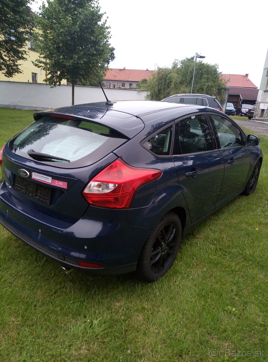 Ford Focus 2.0tdci 103kw 2014 Style edition - 8