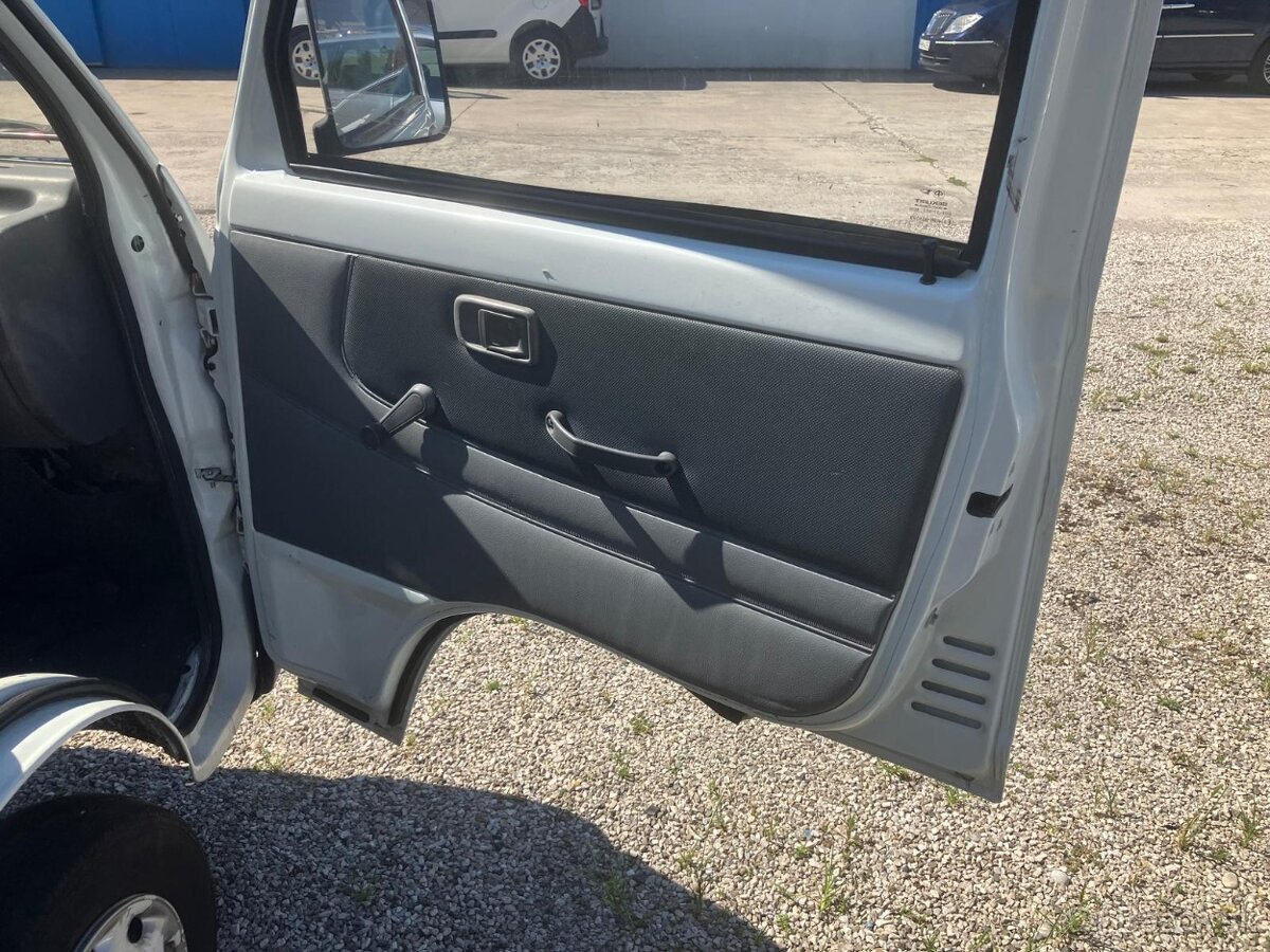Piaggio Porter 1.3 benzín+ LPG, 2009 - 8