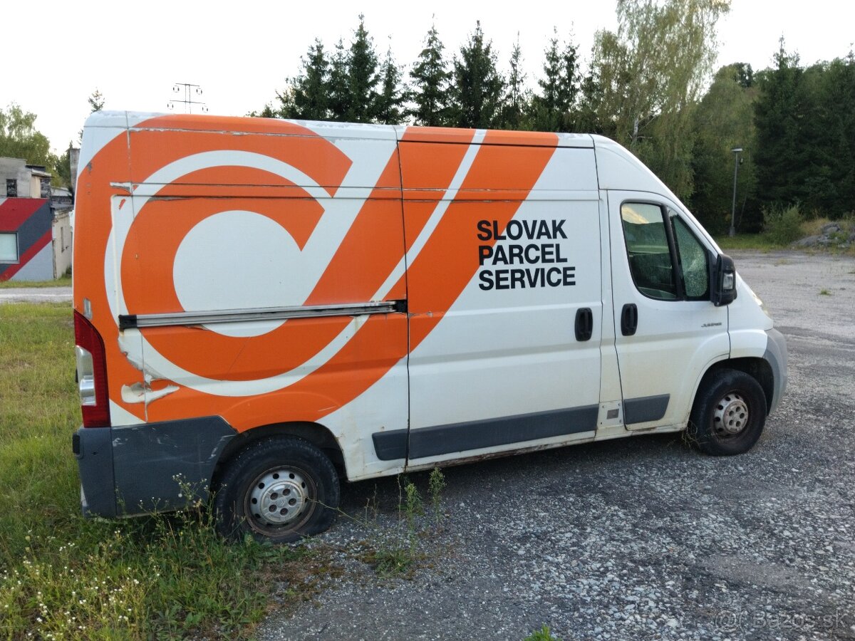 predám dve dodávky Citroen Jumper 2,2 - 8