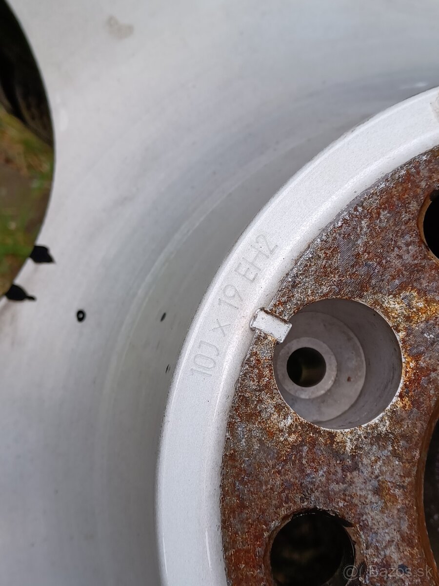 Zimná originál BMW sada 245/40 R19 - 8