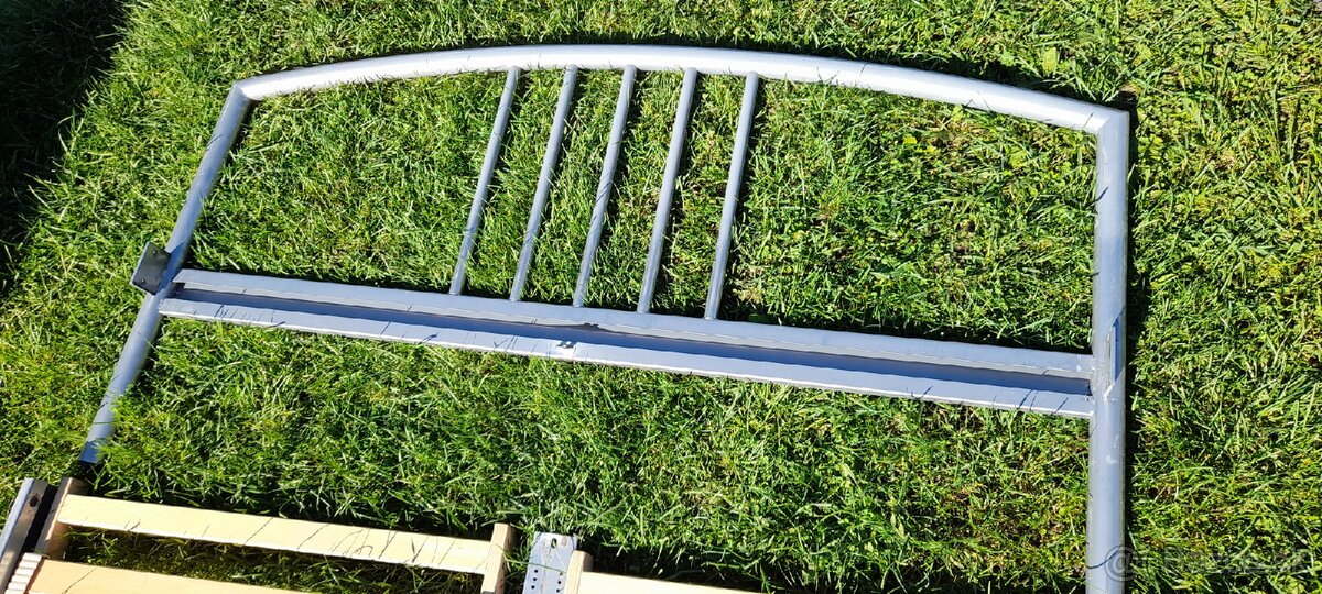 Manželská posteľ - 8