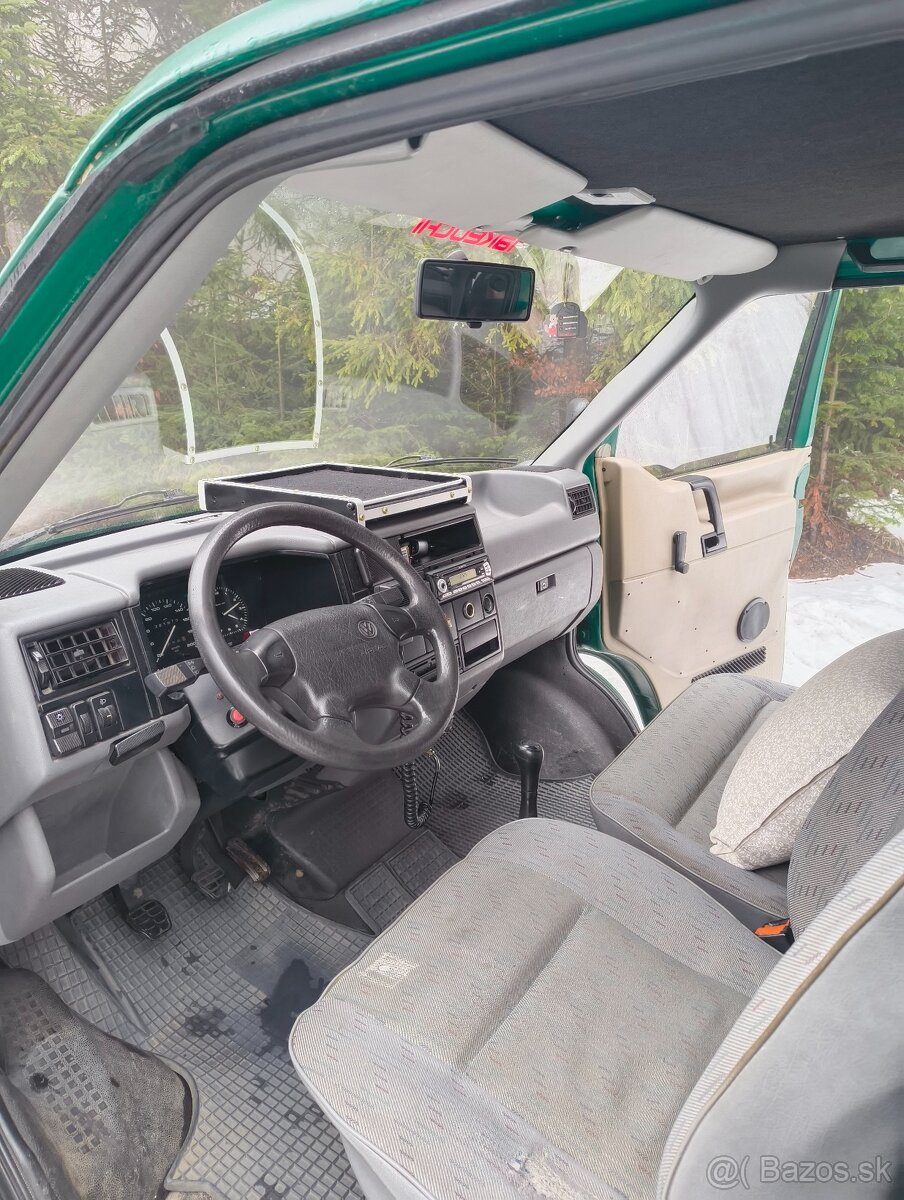 VW Transporter T4 2.4D - 8