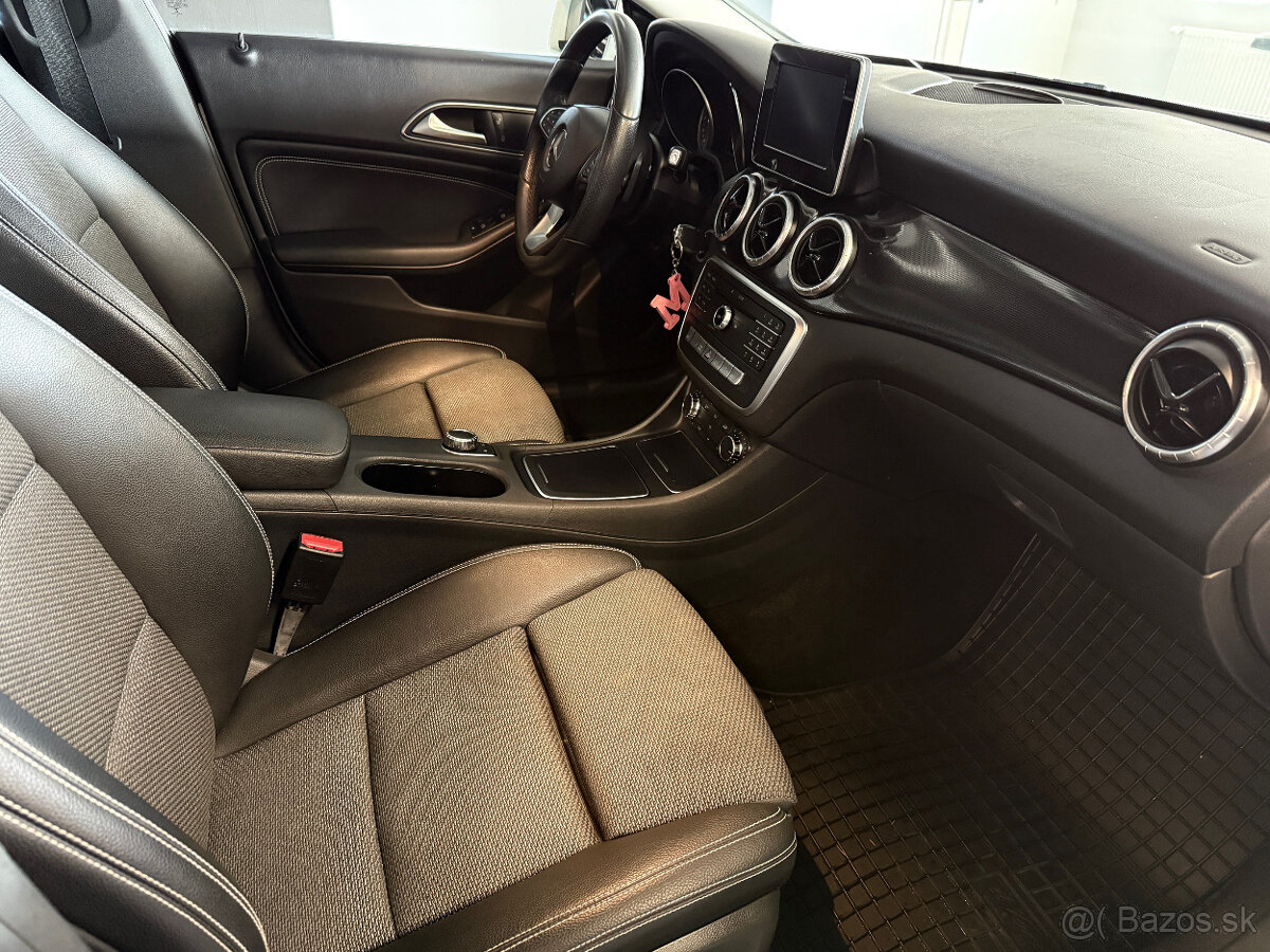 Mercedes-Benz CLA Kupé 180 - 8