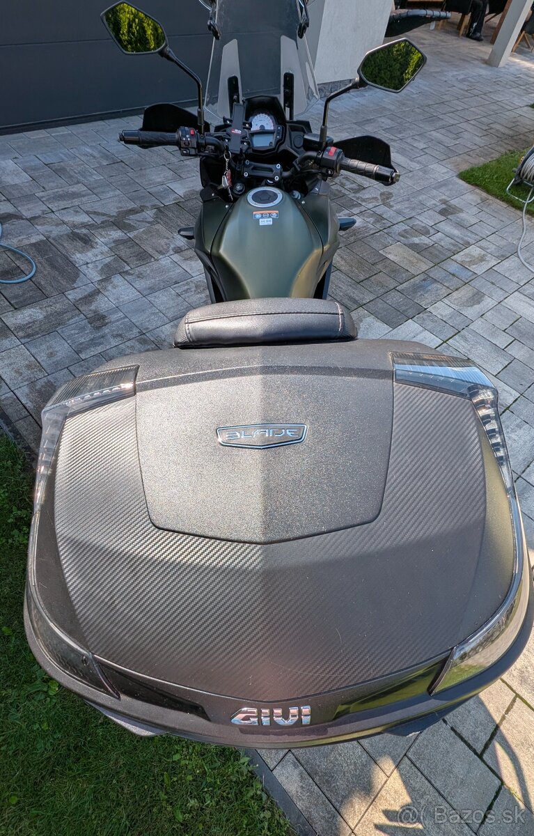 Kawasaki Versys 650 - 8