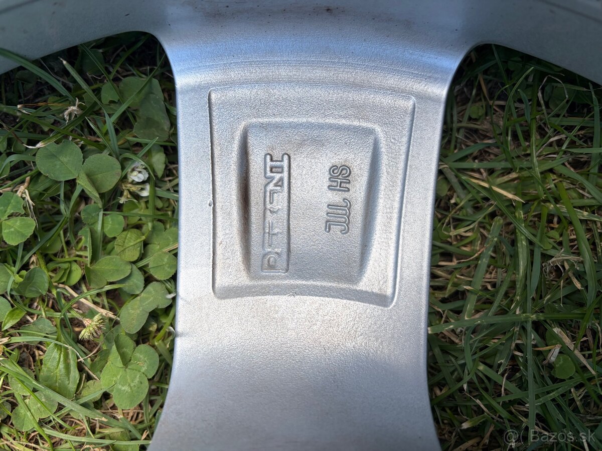 Dezent disky 5x112 R17 - 8