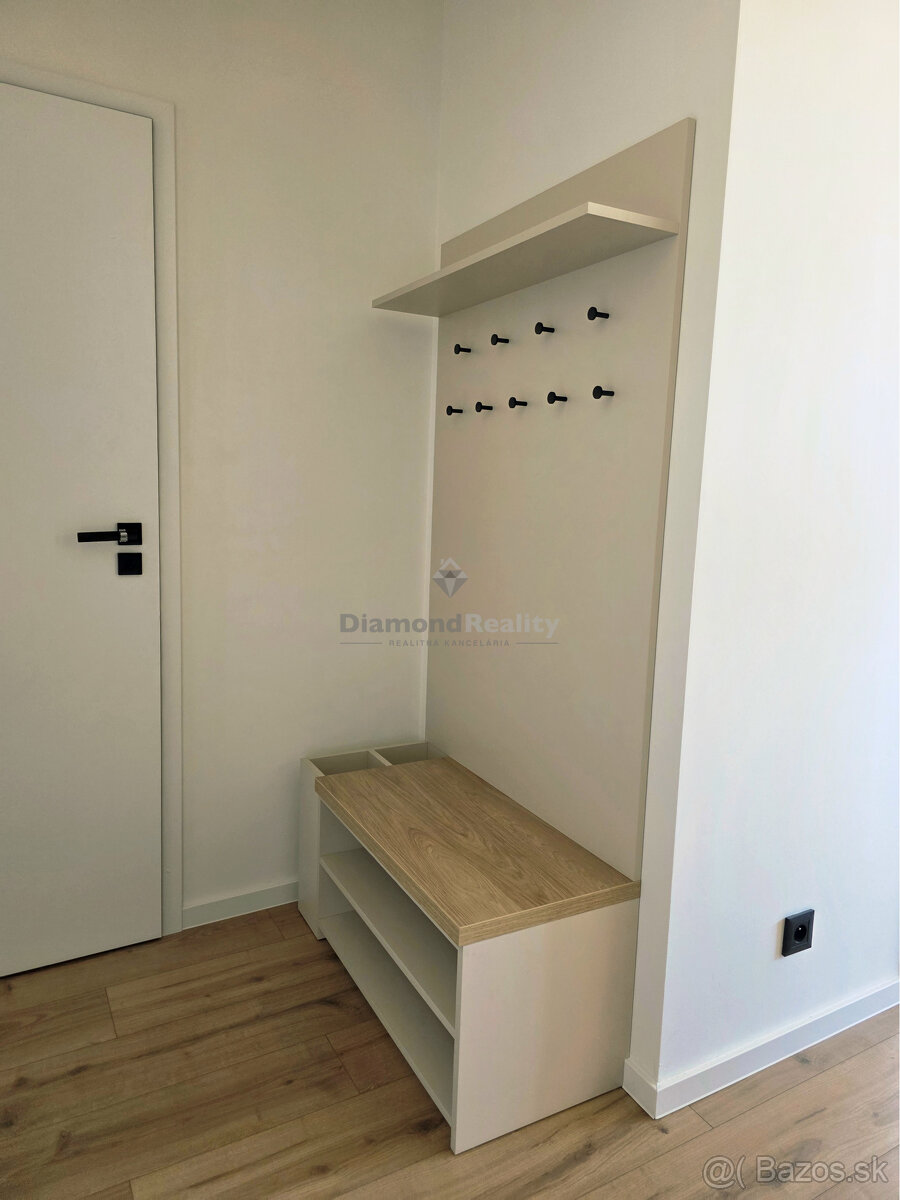 PREDANÝ - Na predaj pekný 2 izbový byt na ulici Krivá, Košic - 8