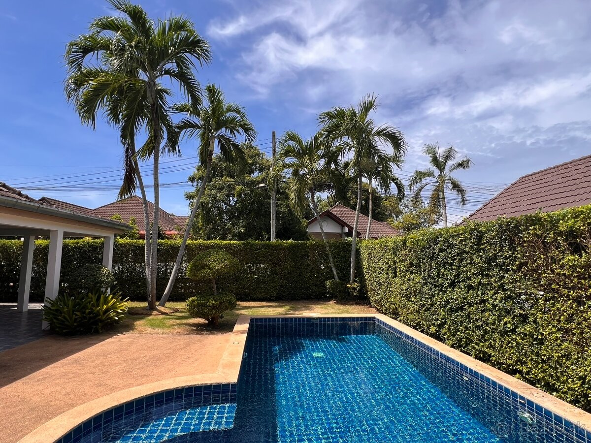 ÚTULNÁ 3 SPÁLŇOVÁ VILA S BAZÉNOM K NASŤAHOVANIU - PATTAYA - 8