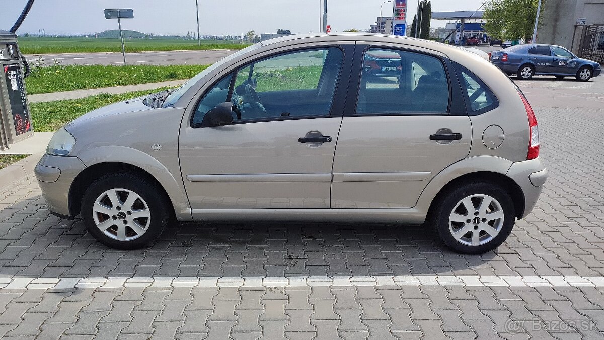 Predám Citroen C3 1.4 54kw Benzín - 8